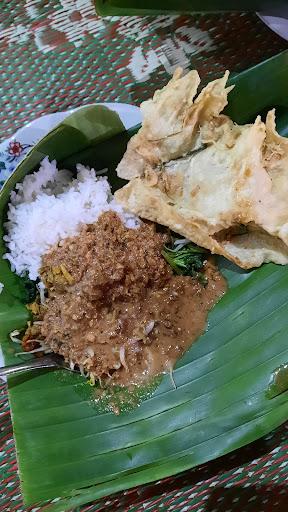 Warung Boma Fatmawati, Nasi Pecel Pincuk Anget Madiun review