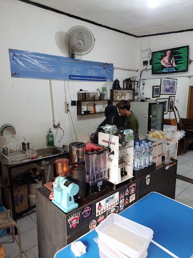 https://horego-prod-outlets-photos.s3.ap-southeast-3.amazonaws.com/horego.com/cipayung/coffee-shop/warung-kopi-gayo-derah63/review/thumbnail/af1qippuuoqu5e9nkre9kmyyjwq4gngswhtjagyor-uy.jpg