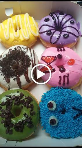 https://horego-prod-outlets-photos.s3.ap-southeast-3.amazonaws.com/horego.com/cipayung/restaurant/donat-madu-cab-cipayung/review/thumbnail/af1qipmpsmbs2qwdzlfhbm9mm209_d23mmizyuaqailu.jpg