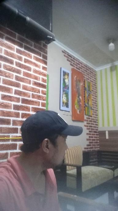 https://horego-prod-outlets-photos.s3.ap-southeast-3.amazonaws.com/horego.com/cipayung/restaurant/permata-kuliner/review/thumbnail/af1qippsqu2fvrjgsuxmcxbxjrs36ii1mdxc_jbmu8mk.jpg