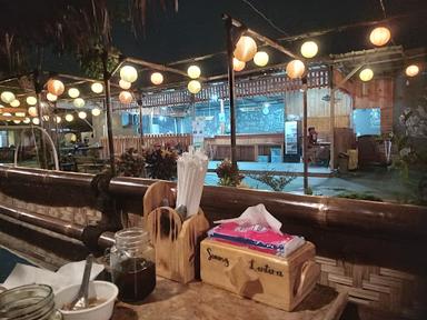 https://horego-prod-outlets-photos.s3.ap-southeast-3.amazonaws.com/horego.com/cipayung/restaurant/saung-lentera/review/thumbnail/af1qipmagqp_6uwoehlgkthzowyohjwt5lbl7ly8qppx.jpg