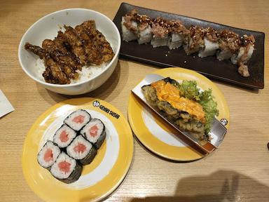 https://horego-prod-outlets-photos.s3.ap-southeast-3.amazonaws.com/horego.com/ciputat/restaurant/genki-sushi-bintaro-jaya-xchange-mall/review/thumbnail/af1qipogrgui1vvofs7fy11d0bybaspwqt5mv4t9idx1.jpg