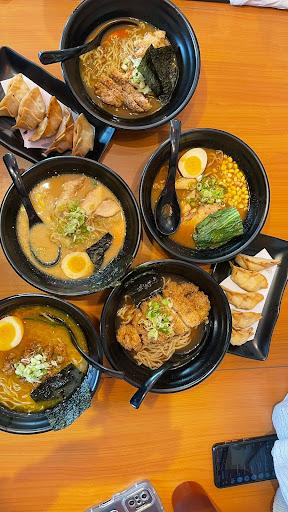 https://horego-prod-outlets-photos.s3.ap-southeast-3.amazonaws.com/horego.com/ciputat-timur/japanese-restaurant/tuku-ramen/review/thumbnail/af1qippum9qrf7cswo2snjrjjjquvb_geshv5eiezhlv.jpg