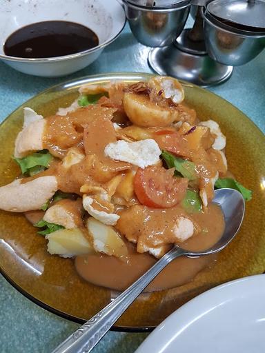 https://horego-prod-outlets-photos.s3.ap-southeast-3.amazonaws.com/horego.com/ciputat-timur/restaurant/amoris-rumah-makan/review/thumbnail/af1qipnqnkrasblmonn6hu2esuwstvcuaiyq4hhnncwc.jpg