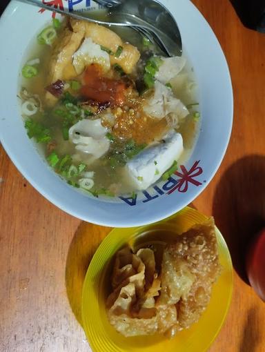 https://horego-prod-outlets-photos.s3.ap-southeast-3.amazonaws.com/horego.com/ciputat-timur/restaurant/baso-malang-arema/review/thumbnail/af1qipnq56kw7gts1hxo0mql7lximh2filj_cfzbu_v0.jpg