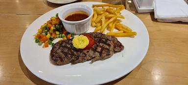 https://horego-prod-outlets-photos.s3.ap-southeast-3.amazonaws.com/horego.com/cisauk/restaurant/indoguna-meatshop-gourmet-bsd/review/thumbnail/af1qipp-maz8qgb_ergbqcfosv8kehir4uz1bigpnsih.jpg