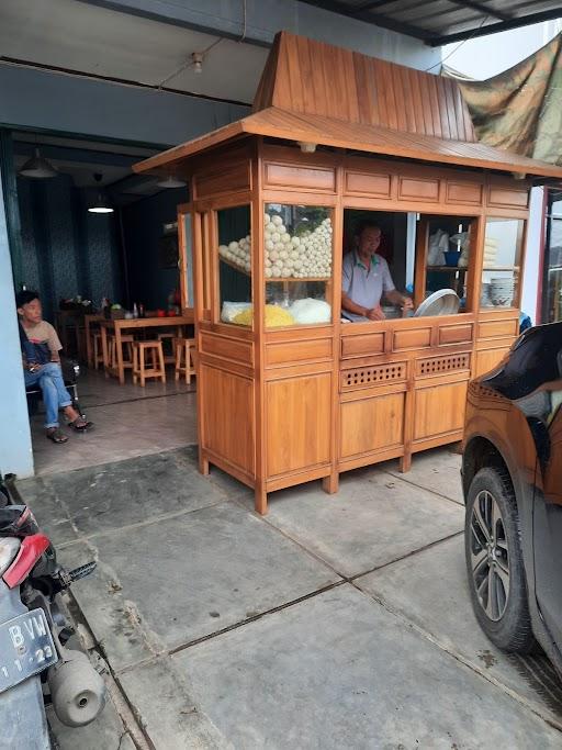 Mie Ayam & Bakso Sadam ( 126 ) review