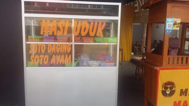 https://horego-prod-outlets-photos.s3.ap-southeast-3.amazonaws.com/horego.com/cisauk/restaurant/nasi-uduk-soto-bangkong/ambience/thumbnail/AF1QipNyYwfvMqGUkMxejfTlu5l3_tHnRryO28YmrunV.jpg