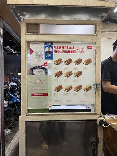 https://horego-prod-outlets-photos.s3.ap-southeast-3.amazonaws.com/horego.com/coblong/bakery/roti-bakar-panjo-teuku-umar/review/thumbnail/af1qipndo6ownu2qdqwzs2ibug5dcey-lxqzuweltbnp.jpg