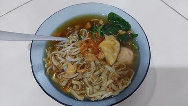 https://horego-prod-outlets-photos.s3.ap-southeast-3.amazonaws.com/horego.com/coblong/restaurant/lomie-dan-bakmie-imam-bonjol-cab-dago-atas/review/thumbnail/af1qipp-t47x1kfb0gltdwirj0plqfd0n-z5pdivna6-.jpg