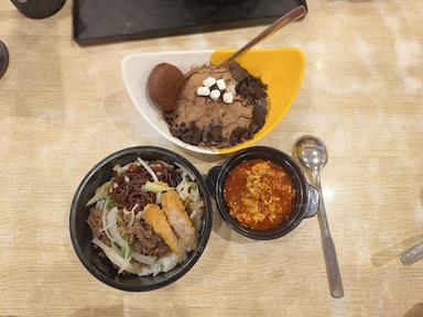 https://horego-prod-outlets-photos.s3.ap-southeast-3.amazonaws.com/horego.com/coblong/restaurant/mujigae-ciwalk/review/thumbnail/af1qippqypskofqiiwpowpg4dde-khirctd1hyhycmqp.jpg