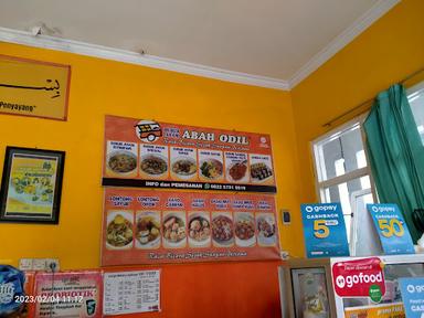 https://horego-prod-outlets-photos.s3.ap-southeast-3.amazonaws.com/horego.com/dau/restaurant/bubur-ayam-abah-odil/review/thumbnail/af1qipnipwuabw-4kldqhw6h8dbisfowskthqppdjztz.jpg