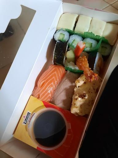 https://horego-prod-outlets-photos.s3.ap-southeast-3.amazonaws.com/horego.com/dayeuhkolot/japanese-restaurant/balista-sushi-tea-bandung-kopo/review/thumbnail/af1qippbcpvedhn0rf9adh0rmaj9ebltjnl8x8rnyqyk.jpg