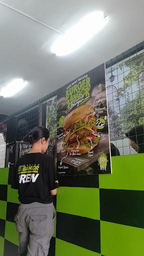 https://horego-prod-outlets-photos.s3.ap-southeast-3.amazonaws.com/horego.com/dayeuhkolot/restaurant/burger-bangor-bojongsoang-bjsg-lokasi-terdekat-terenak/review/thumbnail/af1qippegonpqvbqudqgku5wxxpiwefwi86ylat3s5cf.jpg