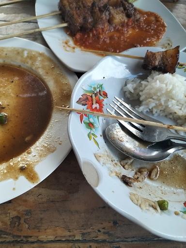 https://horego-prod-outlets-photos.s3.ap-southeast-3.amazonaws.com/horego.com/denpasar-barat/restaurant/sate-plecing-siobak-singaraja-warung-dharmasanti/review/thumbnail/af1qipmavujt3gmyhqzy5a-ltdest7nxarelnkukhkin.jpg