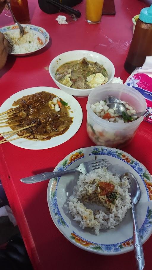 Sop Kaki & Sate Kambing Tiga Saudara Abah Oman review