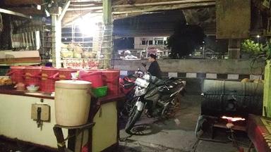 https://horego-prod-outlets-photos.s3.ap-southeast-3.amazonaws.com/horego.com/duren-sawit/beverages/kelapa-bakar-es-kelapa-anggraeni/review/thumbnail/af1qipol6-83bcspqakmcsu0q_wp-017vejobz1fy2vc.jpg