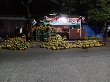 https://horego-prod-outlets-photos.s3.ap-southeast-3.amazonaws.com/horego.com/duren-sawit/beverages/zahira-kelapa-muda/review/thumbnail/af1qipnoijmiljgkxdue1tvu7otzd894aq55_qkwxrgc.jpg