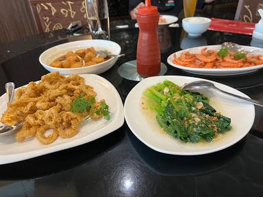 https://horego-prod-outlets-photos.s3.ap-southeast-3.amazonaws.com/horego.com/gambir/chinese-restaurant/jun-njan-restaurant/review/thumbnail/af1qipo_uie4hy0c4remdpoiziflltn4y2vdgydxnamd.jpg