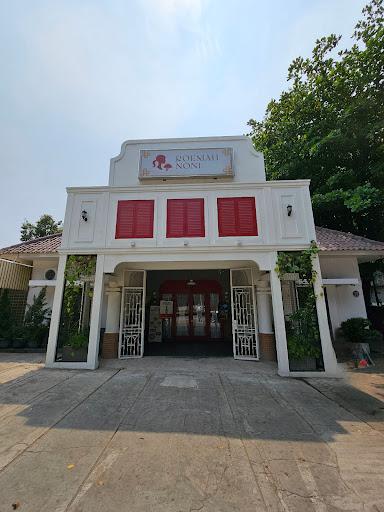 https://horego-prod-outlets-photos.s3.ap-southeast-3.amazonaws.com/horego.com/gambir/chinese-restaurant/restoran-roemah-noni/review/thumbnail/af1qipopdxtdw9kv1sqlpqartybvt7l9iz--5fejxswl.jpg