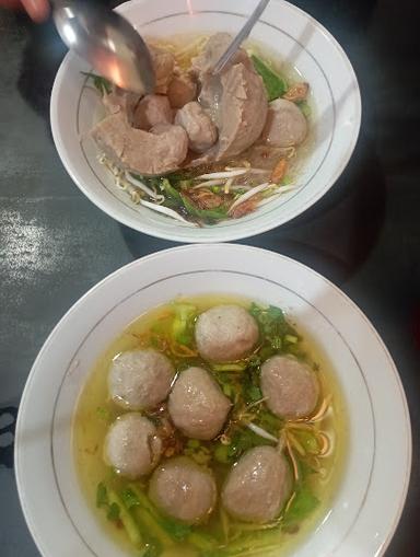 https://horego-prod-outlets-photos.s3.ap-southeast-3.amazonaws.com/horego.com/gambir/restaurant/mas-gayeng-meatball-give-birth-2-jakarta/review/thumbnail/af1qippfxymu5fn0hcmlbuvmn0cneg9wbeg4e43aodsx.jpg