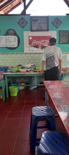 https://horego-prod-outlets-photos.s3.ap-southeast-3.amazonaws.com/horego.com/genteng/restaurant/pecel-ketabang-kali/review/thumbnail/af1qipmzaro0irtlf-fufyjlu3avc9sw63dbbvwzvhn_.jpg