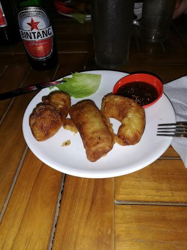 https://horego-prod-outlets-photos.s3.ap-southeast-3.amazonaws.com/horego.com/gerokgak/restaurant/warung-sekar-sari/review/thumbnail/af1qipmci0zf5golcy6lgbasw7pkw3mprxmhshvb1gyd.jpg