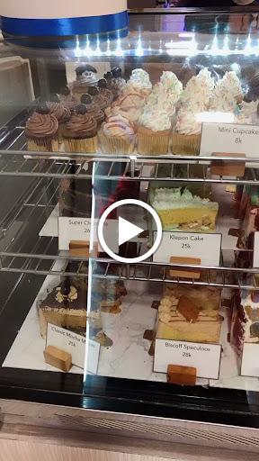 https://horego-prod-outlets-photos.s3.ap-southeast-3.amazonaws.com/horego.com/grogol-petamburan/bakery/fat-meimei-cake-dessert/review/thumbnail/af1qipooddmm9544i9syzc1jgnmqk23mr0f5zbas06ck.jpg