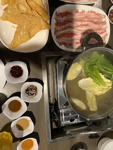 https://horego-prod-outlets-photos.s3.ap-southeast-3.amazonaws.com/horego.com/grogol-petamburan/japanese-restaurant/shabu-shabu-express/review/thumbnail/af1qippkjfzg3r2sphigp0nuhn5rpao4ocjxvwngl84d.jpg