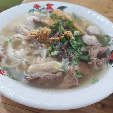 https://horego-prod-outlets-photos.s3.ap-southeast-3.amazonaws.com/horego.com/grogol-petamburan/restaurant/bakmi-kalimantan-achun/review/thumbnail/af1qipoyjbqwck63tw4cnfhpelmlwittnpnglccyhqht.jpg