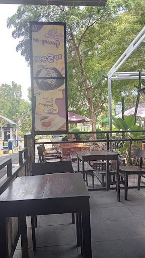 https://horego-prod-outlets-photos.s3.ap-southeast-3.amazonaws.com/horego.com/gunung-pati/cafe/itsmilk-simpang-7/review/thumbnail/af1qipooori0lj_sqznm-77dqshon4ttooummkiyge-4.jpg