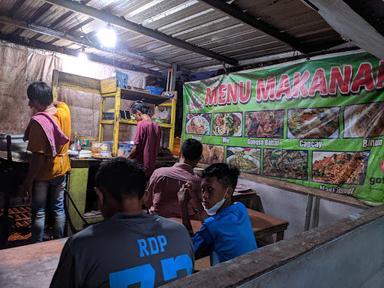 https://horego-prod-outlets-photos.s3.ap-southeast-3.amazonaws.com/horego.com/gunung-pati/restaurant/bakmi-surabaya-mas-roni/review/thumbnail/af1qipm52is3xvtjpbr-68dkvfndau6xx05veadcme4r.jpg