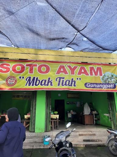 https://horego-prod-outlets-photos.s3.ap-southeast-3.amazonaws.com/horego.com/gunung-pati/restaurant/soto-ayam-mbak-tiah-gunungpati/review/thumbnail/af1qipoo-sep5cnfcm4dg8zqc3eatd0xl5_chnu9n08v.jpg