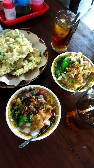 https://horego-prod-outlets-photos.s3.ap-southeast-3.amazonaws.com/horego.com/gunung-pati/restaurant/soto-sokaraja-warung-latar/review/thumbnail/af1qipnbfwagvvdm25smxdum7gofcjas7_rmc0kq9we.jpg