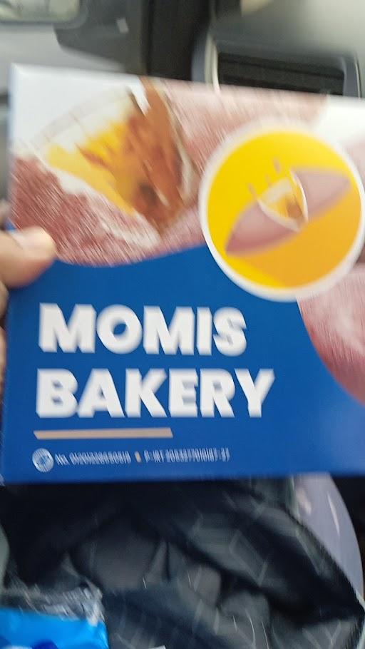 Momis Bakery Foursunday review