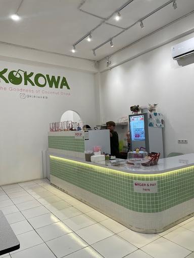 https://horego-prod-outlets-photos.s3.ap-southeast-3.amazonaws.com/horego.com/ilir-timur-ii/cafe/kokowa-air-kelapa-cafe/review/thumbnail/af1qipnr8wag8y0_awabqaqlmpkp_0trcioqkqkktv0g.jpg