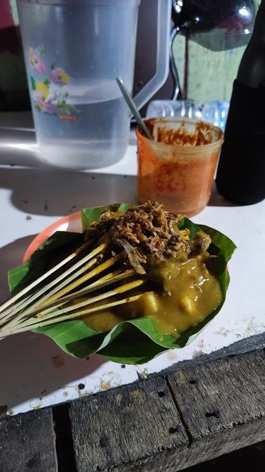 https://horego-prod-outlets-photos.s3.ap-southeast-3.amazonaws.com/horego.com/ilir-timur-ii/restaurant/rm-sate-padang-pak-tuo/review/thumbnail/af1qipnjbjymd8351dvx5hfstsgtn-agaiga_n4c6jbz.jpg