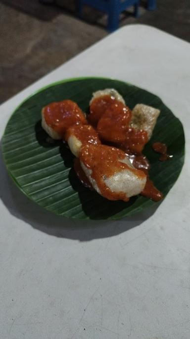 https://horego-prod-outlets-photos.s3.ap-southeast-3.amazonaws.com/horego.com/ilir-timur-ii/restaurant/sate-padang-binaria-uni-yelly/review/thumbnail/af1qippmni3e5-6lkea5j5qwjgfd8h2tdogsdajb0sgm.jpg