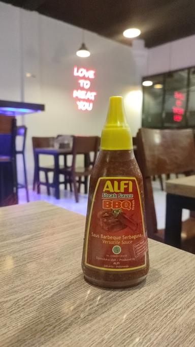 https://horego-prod-outlets-photos.s3.ap-southeast-3.amazonaws.com/horego.com/jatiasih/restaurant/vins-steak-bekasi/review/thumbnail/af1qipmkiltacilbtnpg3otfqnphqcen1x0qatluf0au.jpg