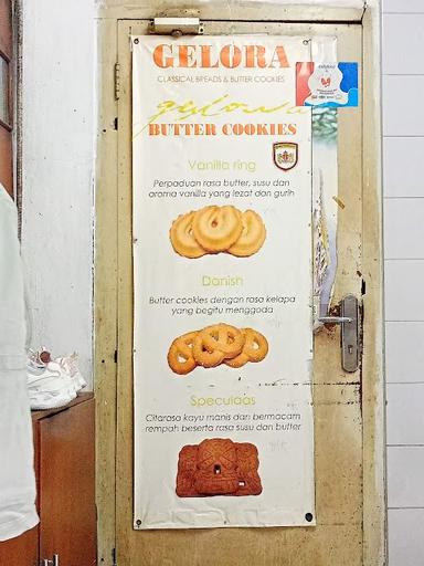 https://horego-prod-outlets-photos.s3.ap-southeast-3.amazonaws.com/horego.com/jatinegara/bakery/toko-roti-gelora-jatinegara/review/thumbnail/af1qipopdln461g0o23dxjgijwbjgkjqkeeoddrnuucx.jpg