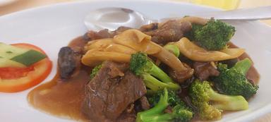 https://horego-prod-outlets-photos.s3.ap-southeast-3.amazonaws.com/horego.com/jatinegara/chinese-restaurant/imperial-kitchen-dimsum-city-plaza-jatinegara/review/thumbnail/af1qipmfe6m4palkphdha8-6_yk4igl6bzfgx4mgrd0.jpg