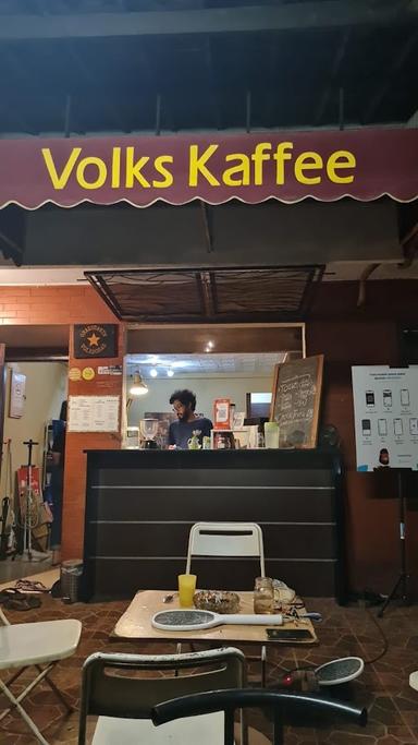 https://horego-prod-outlets-photos.s3.ap-southeast-3.amazonaws.com/horego.com/jatinegara/coffee-shop/volks-kaffee/review/thumbnail/af1qipnebsnajosyl2byeseti5cl_gfekcx79rsszvwe.jpg