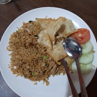 https://horego-prod-outlets-photos.s3.ap-southeast-3.amazonaws.com/horego.com/jatinegara/restaurant/mie-ayam-jamur-jack/review/thumbnail/af1qipmab7wzmbgku9vy5ugsza9nqyb8f_3d_gncqn9e.jpg