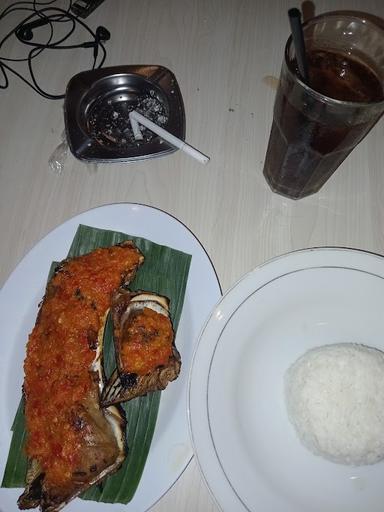 https://horego-prod-outlets-photos.s3.ap-southeast-3.amazonaws.com/horego.com/jatinegara/restaurant/olamita-ikan-bakar-gorontalo/review/thumbnail/af1qipp88jpjl1zg8uslknnbwkskc13r84e97n6tksgj.jpg