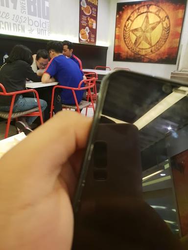 https://horego-prod-outlets-photos.s3.ap-southeast-3.amazonaws.com/horego.com/jatinegara/restaurant/texas-chicken-bassura-city-mall/review/thumbnail/af1qippfq_jxd8hr-07gdpu1lbuulizr2jtpcyclfvcy.jpg