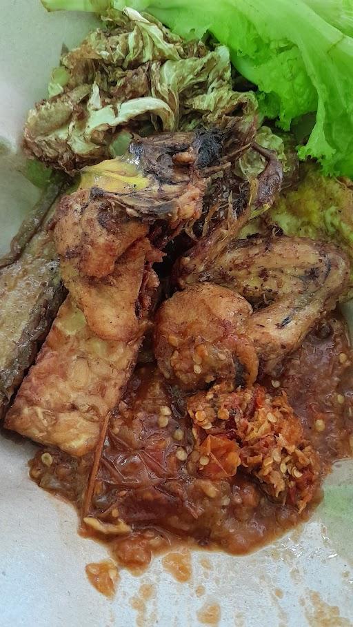 Ayam Penyet Bandung (Uns) review