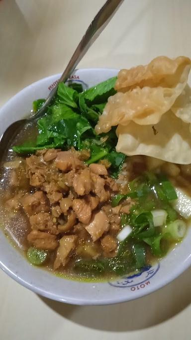 https://horego-prod-outlets-photos.s3.ap-southeast-3.amazonaws.com/horego.com/jebres/restaurant/bakso-mie-ayam-cak-pri-mojosongo/review/thumbnail/af1qipmagqn8fztbf5et7bjw-a2gfwt9e0igphyb8pwy.jpg