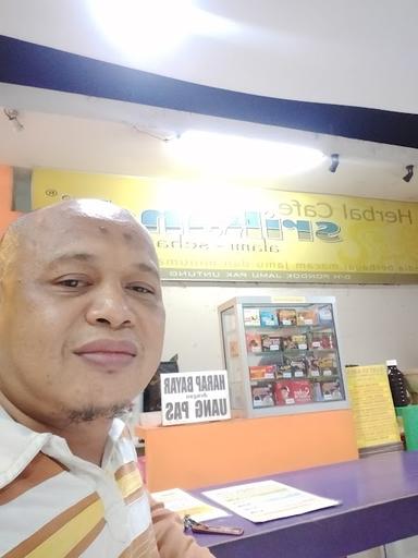 https://horego-prod-outlets-photos.s3.ap-southeast-3.amazonaws.com/horego.com/jebres/restaurant/sate-kambing-hidayah-pak-bejo/review/thumbnail/af1qipncgu2velwc3vcev5z4nomb0zbvvu8aekufgqi6.jpg