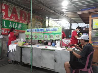 https://horego-prod-outlets-photos.s3.ap-southeast-3.amazonaws.com/horego.com/jebres/restaurant/warung-makan-bakmi-bu-hadi/review/thumbnail/af1qipnriu2ijr2bsuilpr1v4-dz8yvh5ns90crfozj5.jpg