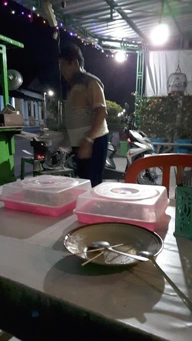 https://horego-prod-outlets-photos.s3.ap-southeast-3.amazonaws.com/horego.com/karangdowo/restaurant/bakmi-pak-yo-jos-cabang-klaten/review/thumbnail/af1qipo97yxs1fnkshjrmtvatlaic8a4nczb9ijexwwg.jpg